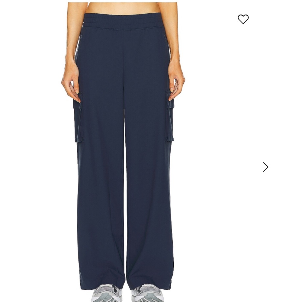 BEYOND YOGA City Chic Cargo Pant NWT sz L